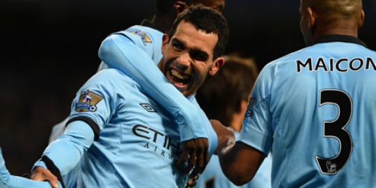 Tevez tak sabar bereuni dengan Ronaldo
