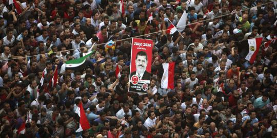 Tiga penasihat Presiden Mursi mundur