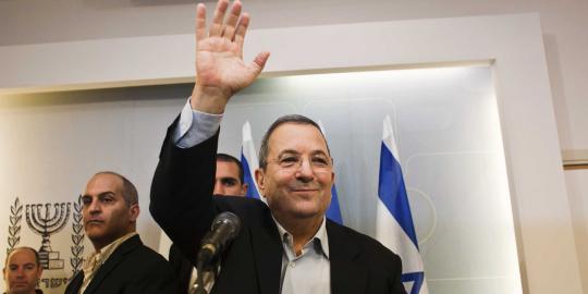 Ehud Barak akan mundur dari dunia politik