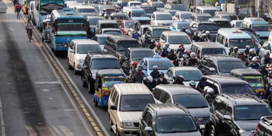 Sistem pelat genap-ganjil untuk atasi macet Jakarta