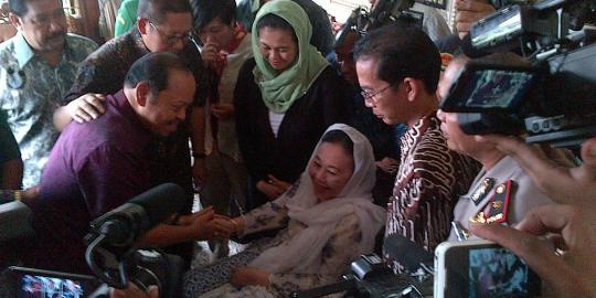 Anas dampingi Sutan Bhatoegana sowan ke rumah Gus Dur