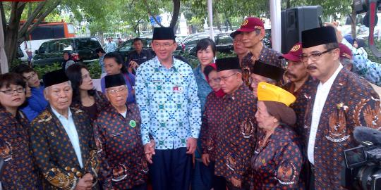 Naikkan gaji PNS, Ahok ngaco