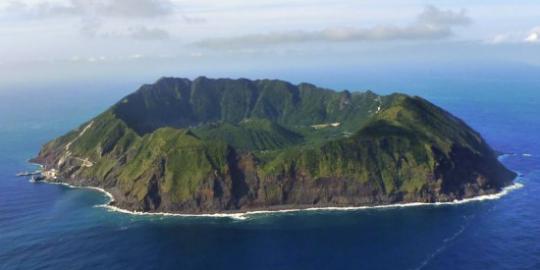 Pulau Aogashima, peradaban di kawah gunung berapi