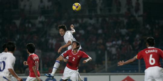 Jokowi nonton Indonesia Vs Malaysia di Stasiun Manggarai