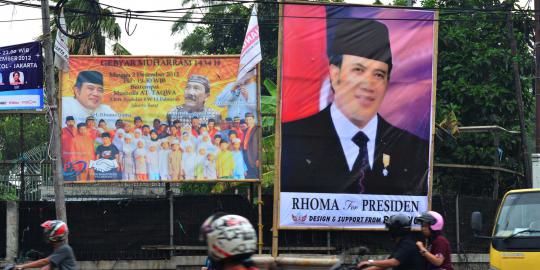 Spanduk Rhoma for Presiden 'mejeng' di Kemanggisan, Jakbar