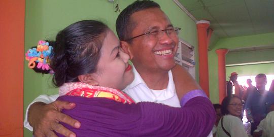 Dahlan 'jatuh' di pelukan pemilik warung Janda