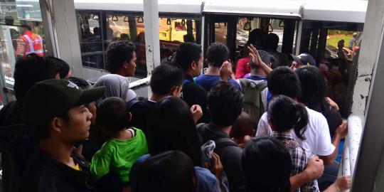 Solusi Jokowi atasi pelecehan seksual di Transjakarta