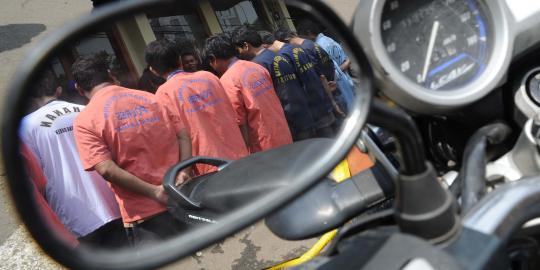 Operasi Sikat Jaya, Polisi jaring puluhan tersangka