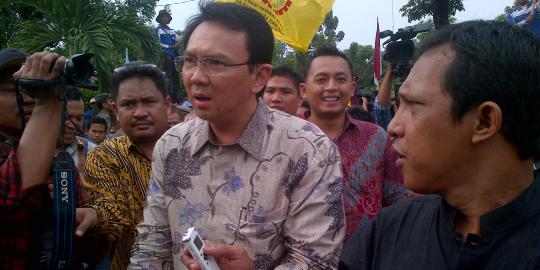 Ahok pamer KTA Gerindra di deklarasi Prabowo for president