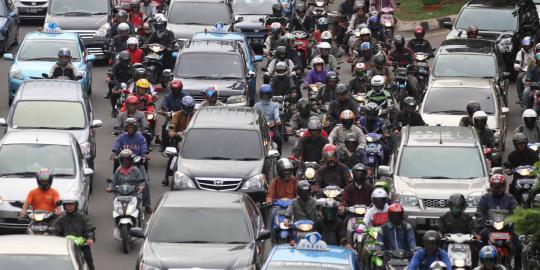 Terapkan ganjil genap, Hatta ingatkan Jokowi
