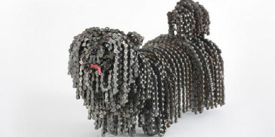 Wow, rantai sepeda disulap jadi anjing lucu!