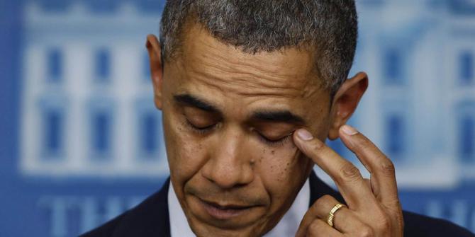 Obama menangis untuk keluarga penembakan Connecticut 