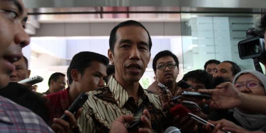 Jokowi dan keluarga ikut karnaval car free night