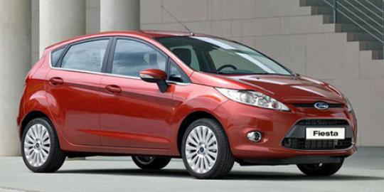  Ford  Fiesta  dapat gelar mobil  bekas  terbaik 2012  merdeka com