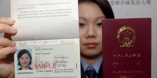 Tiga petugas Imigrasi Jakpus peras WNA asal China Rp 2,25 M