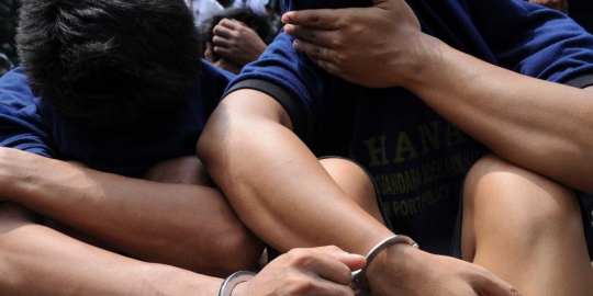 6 aksi kriminal polisi yang tak pantas ditiru