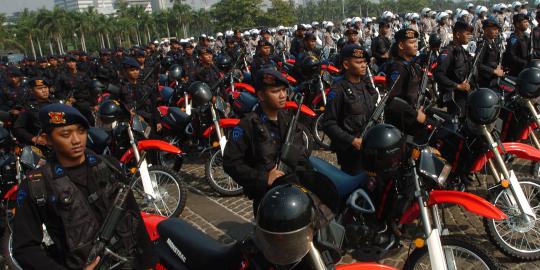 Tatapan terakhir Briptu Winarto untuk istri tercinta