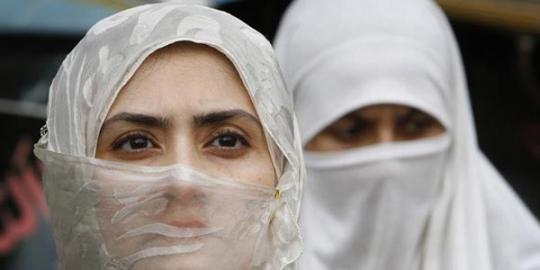 Perempuan Rusia di Iran diharuskan pakai jilbab