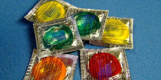 Mesin kondom gratis disebar di sekolah Amerika
