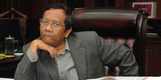 Dituduh bermanuver dalam pembubaran BP Migas, Mahfud MD cuek