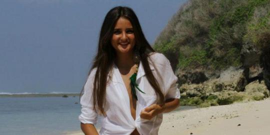 Gadis Brasil penjual keperawanan kini terdampar di Bali