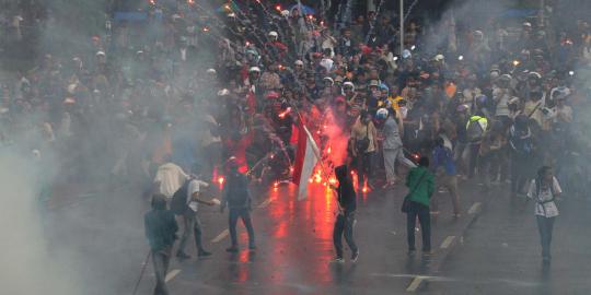 Bentrok di Maluku, 5 warga tertembak