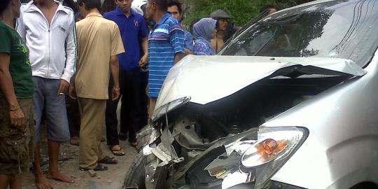 Bawa Xenia, ABG tabrak bocah hingga tewas