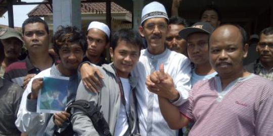 Geruduk KPU Bangkalan, pendukung Buchori minta pilkada diulang