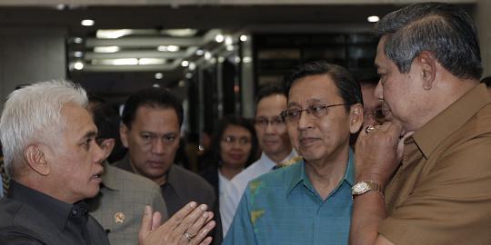 Istana enggan ungkap kenapa SBY-Hatta absen di pembukaan BEI