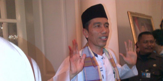 Menengok 8 ragam gaya busana Gubernur Jokowi  merdeka com