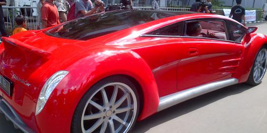 Pencipta Tucuxi tersinggung Dahlan minta UGM bongkar mobilnya 