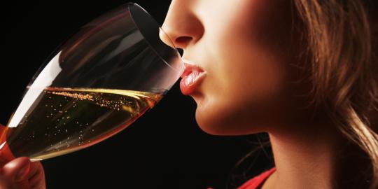 Ingin cepat kurus? Kurangi konsumsi minuman alkohol