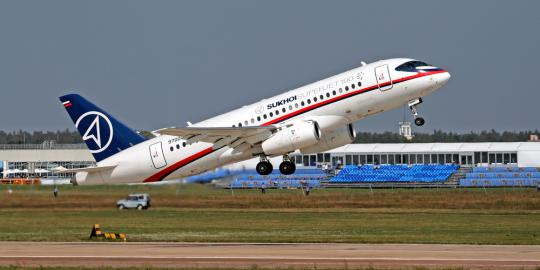 Pesawat Sukhoi Super Jet 100 mulai take off bulan depan