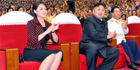 Istri pemimpin Korea Utara melahirkan  