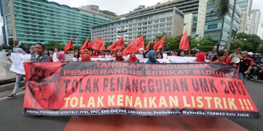 Ratusan buruh tolak TDL dan upah murah di Bundaran HI
