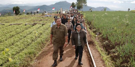 Presiden SBY jalan kaki 2 km blusukan ke Gunung Gede Pangrango