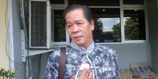 Anton Medan merasa terhina Farhat Abbas serang etnis Ahok