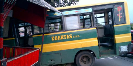 Bus rombongan peziarah terguling, 1 penumpang tewas