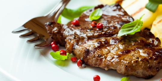 Sanggup habiskan steak seberat 4 kilogram ini?