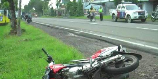 Diduga mabuk WN Prancis tabrak tiang listrik  di  Bali 