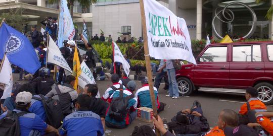 Ratusan karyawan SCTV demo tuntut jaminan kesehatan