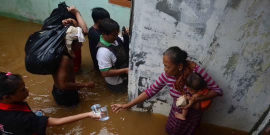 Ratusan Rawa Buaya mengungsi karena banjir