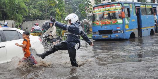 Katulampa Siaga I Banjir Di Jakarta Pukul 1800 Wib