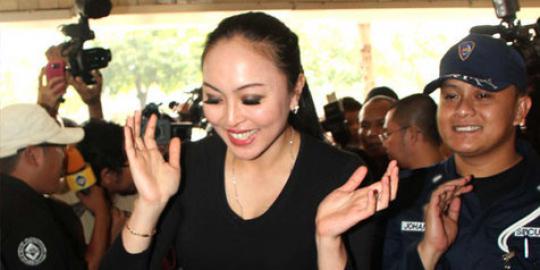 Suhu Naga: Angie dan Brotoseno Kuat Banget ke Pernikahan