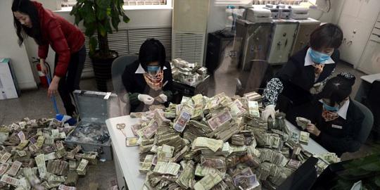 Bank di China perlu 40 hari buat hitung uang receh nasabah 
