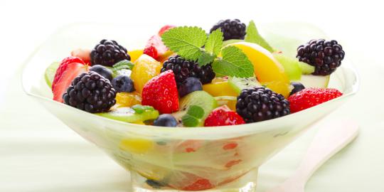 Makan buah sebagai pengganti sarapan, bolehkah?