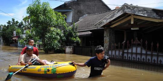 Ketinggian air capai 970 cm, Manggarai siaga 1