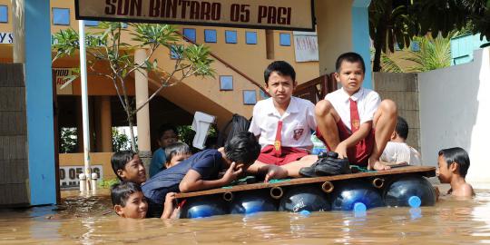 Demi keselamatan siswa, sekolah boleh diliburkan saat banjir