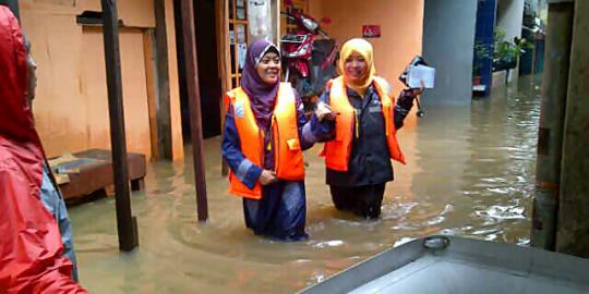 Tahun politik, kader PKS datangi korban banjir Jakarta