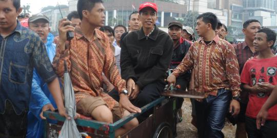 Jokowi akhirnya curhat masalah banjir ke pimpinan DPRD